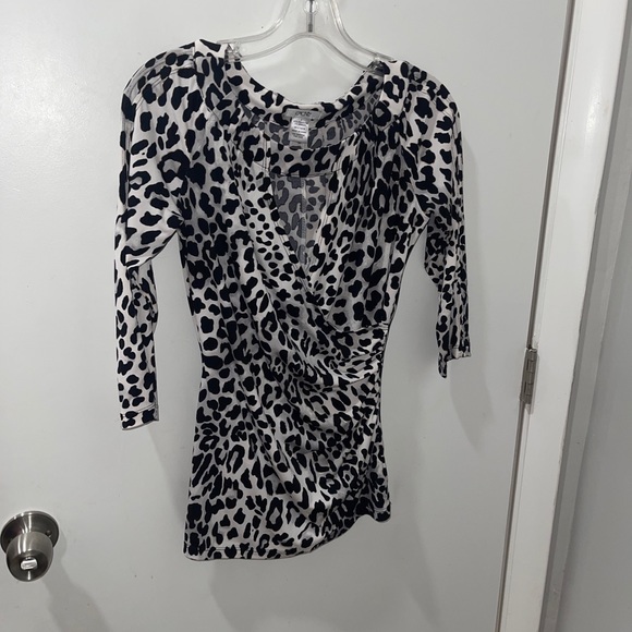 Cache leopard print blouse small - Picture 2 of 4